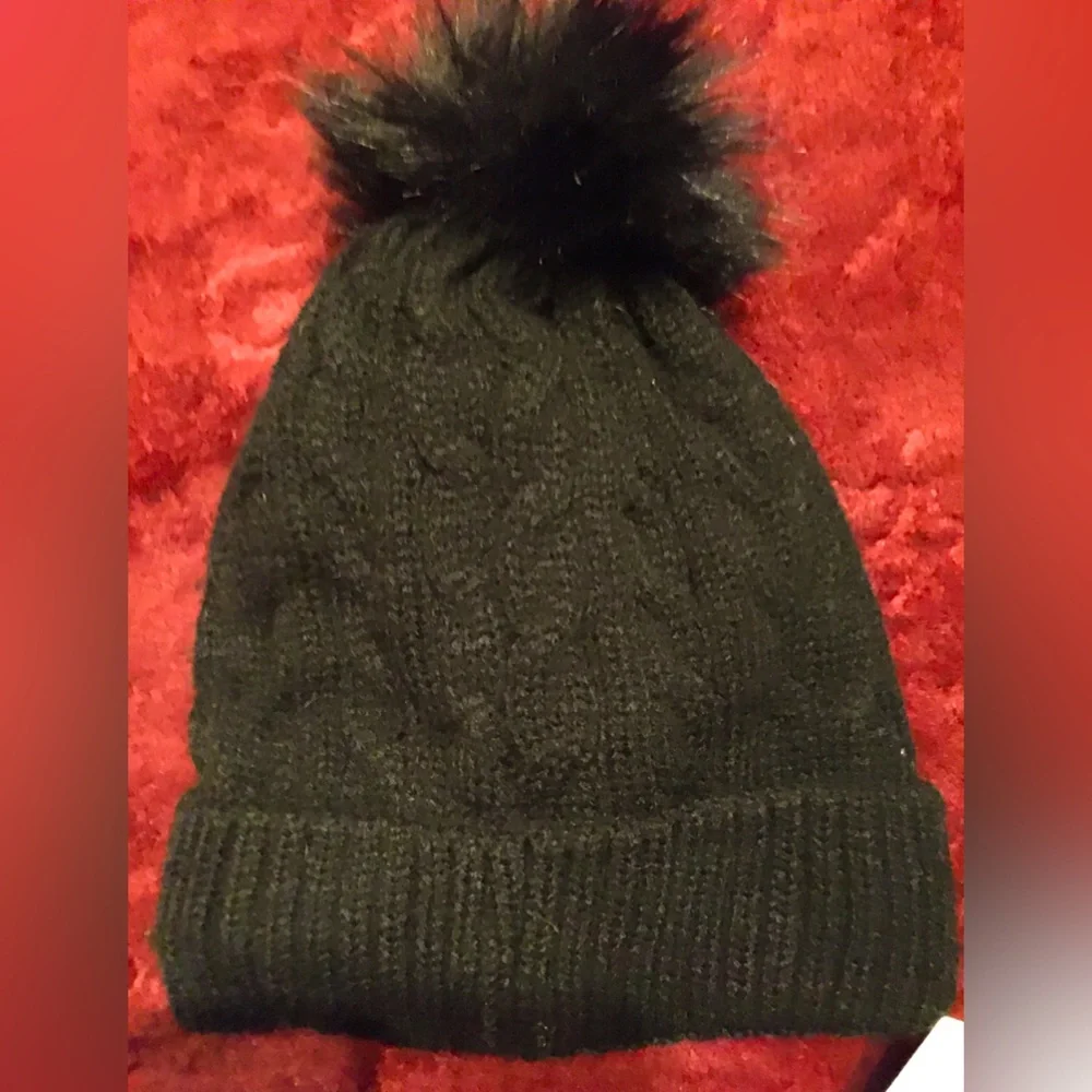 Black Rhinestone hat - Picture 2 of 4